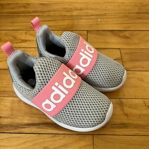 Brand New Toddler Girl Adidas size 6